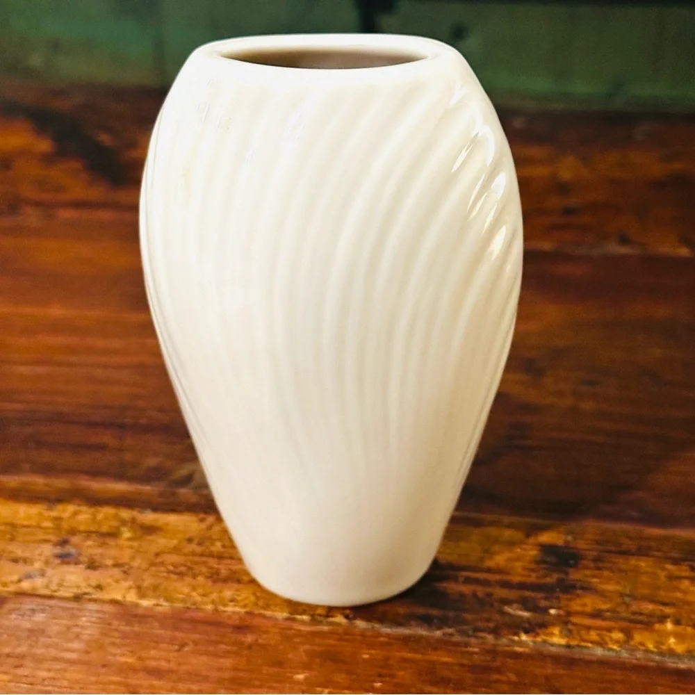 Lenox Mirage Porcelain Bud Vase